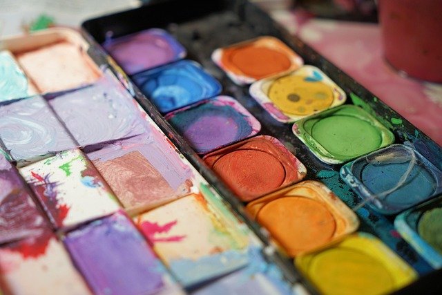 The Allure of Sylveer: Trends and Inspirations from the Artist's Palette