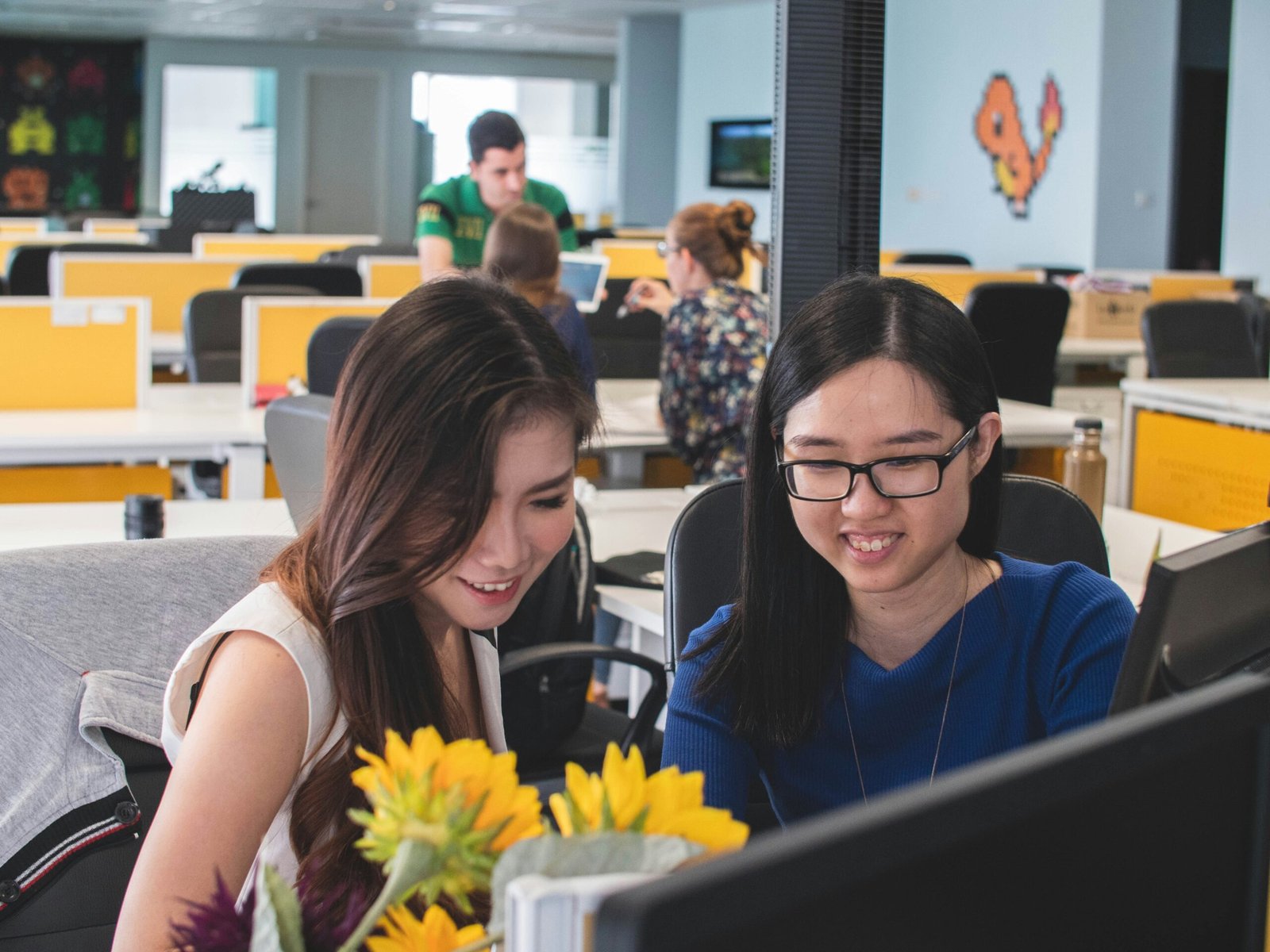 Soutaipasu: The Relative Path Between Code and Culture